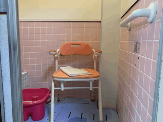 ひかり花園館／風呂／椅子